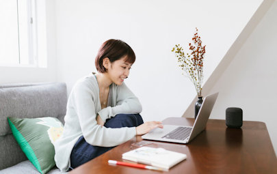 Nurse setting up SMART goals Nurse setting up SMART goals