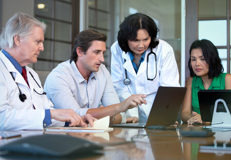 Physicians in meeting
